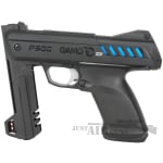 P900