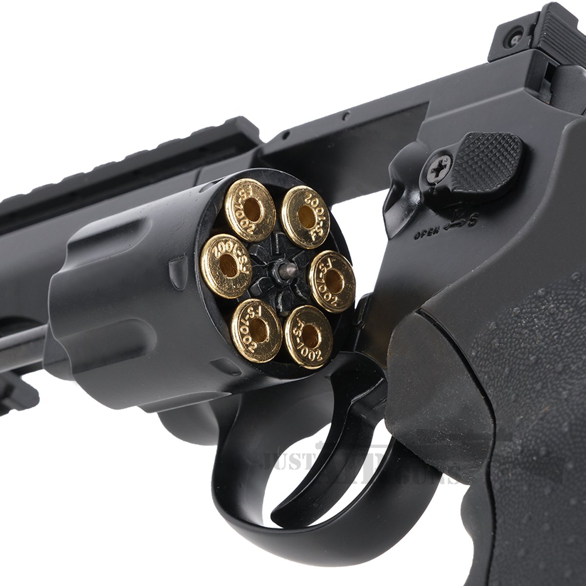 revolver06